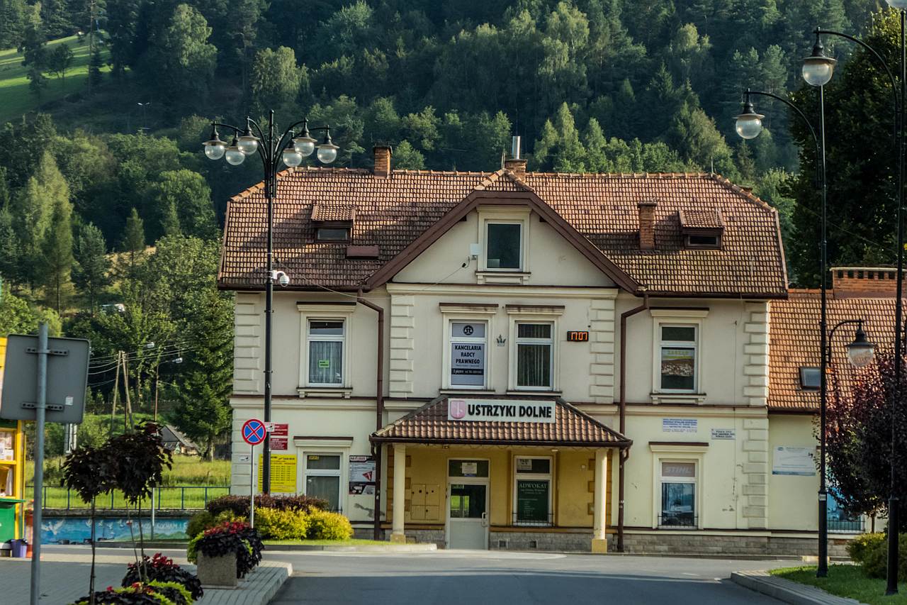 Do Ustrzyk Dolnych przez Ropienkę