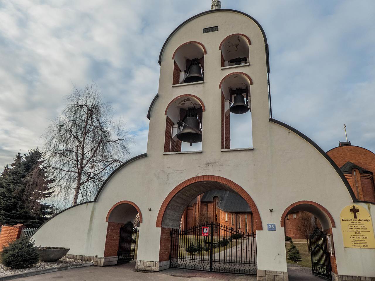 Kierunek Dzwola przez Janów Lubelski